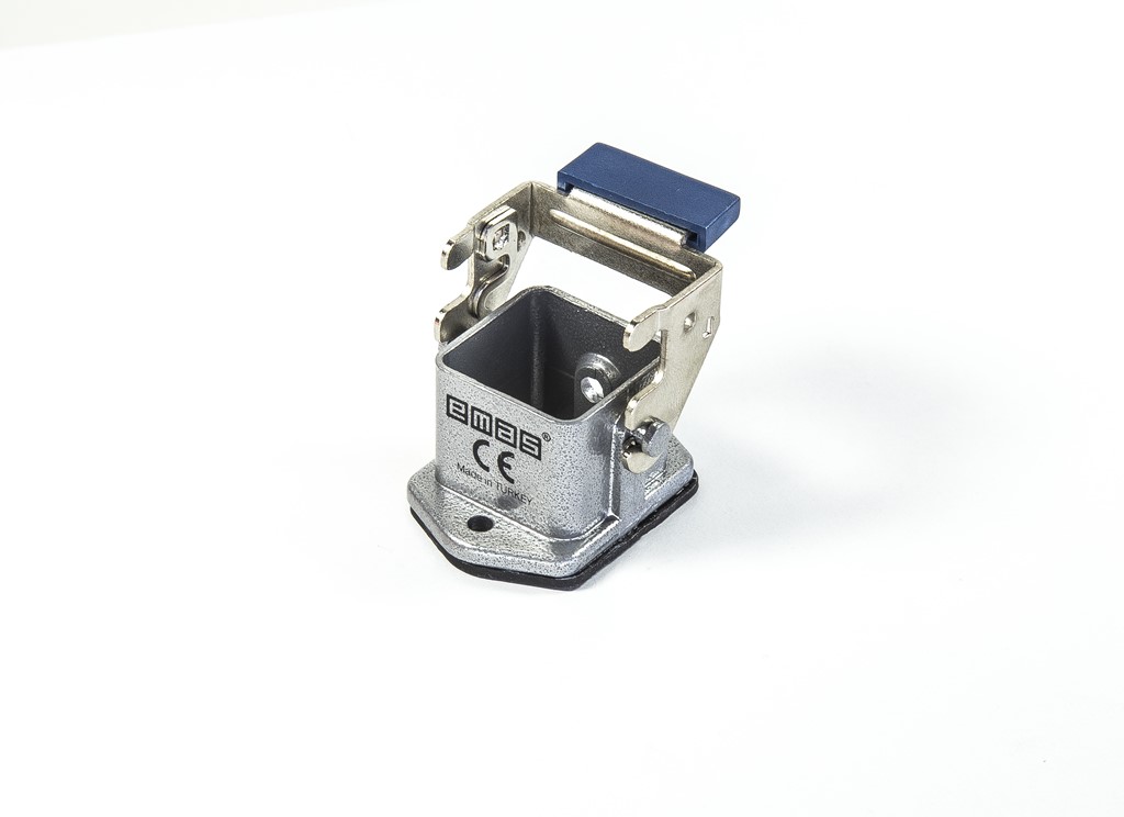 EB-M- 05-GM-46 Корпус пустой встраиваемый 5 выводов 2 фиксатора