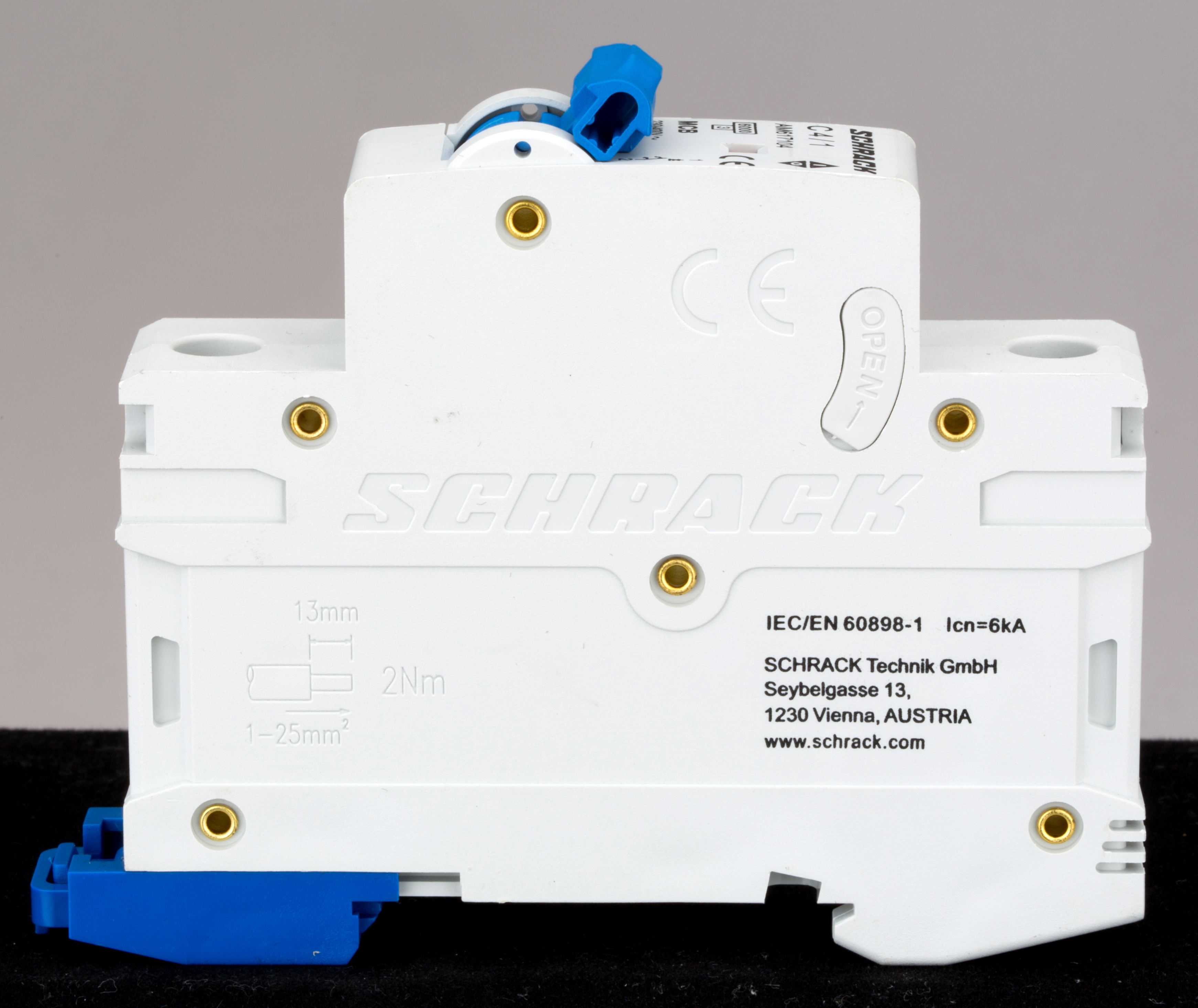 AM 6кА 1p С 02A Автоматический выключатель                                                                                                            