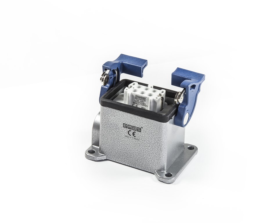 EB-M- 06-PD-12-IP65 Розетка стационарная на плоскость металлическая 6 выводов 16А боковой ввод с фиксатором