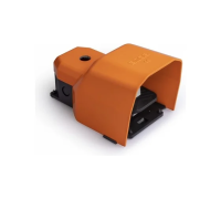 Педаль с защитной крышкой, 2 скорости 2x(1НО+1НЗ)+(1НО+1НЗ)оранжевая.