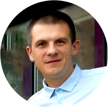 Виталий Константинов