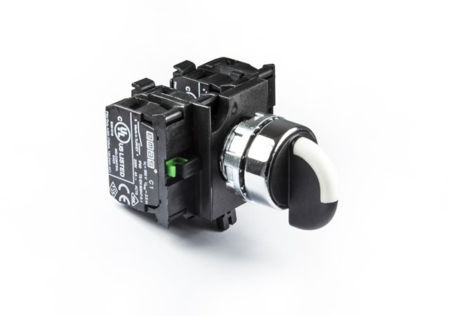 CM-S30-(CA-C1-C1-C1-C1)-IP65 Переключатель металлический 2-0-1 c фиксацией, 4НО