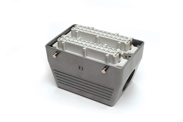 EB-M- 48-PU-10-IP65 Розетка переносная металлическая 48 выводов 16А боковой ввод без фиксатора