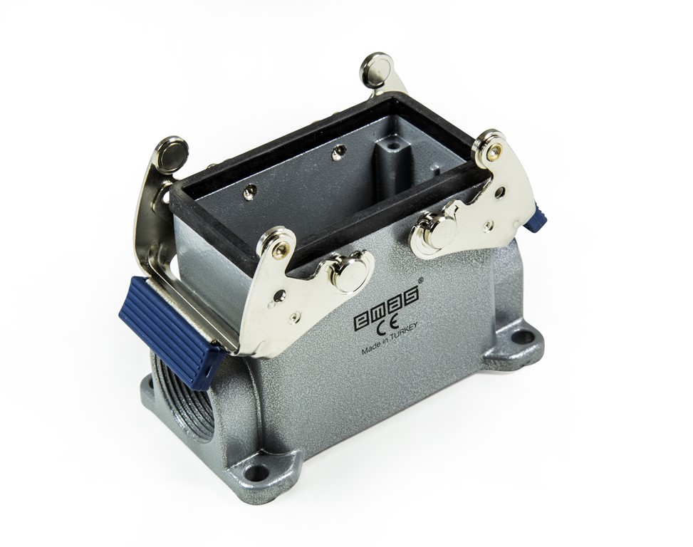 EB-M- 10-GD-27 Корпус пустой стационарный на плоскость металлический 10 выводов 16А двойной боковой ввод