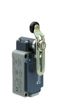 L52-K1-3-MEP124-IP65 Концевой выключатель мгновенного действия (1НО+1НЗ) двунаправленный с металлической консолью и пластиковым роликом с регулируемым