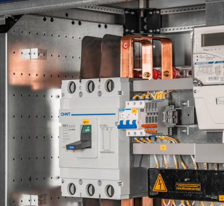 Авт. выкл. NM1-250H/3P 160А 50кА