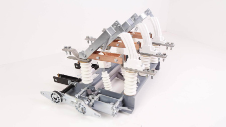 ВНР-10/400-20з с ПР-10,ПР-17 (полиамидные изоляторы)