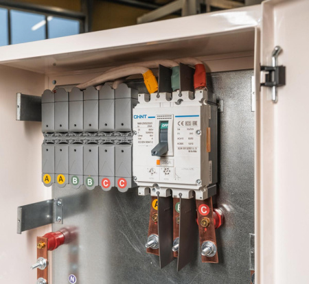 Авт. выкл. NM8-125H 3P 025А 100кА