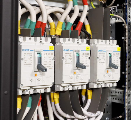 Авт. выкл. NM8-125H 3P 025А 100кА