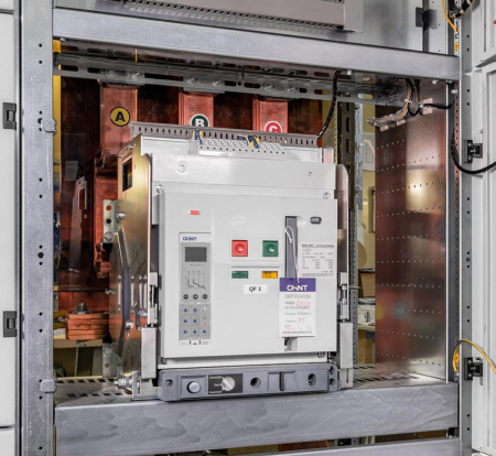 Воздушный авт. выкл. NA8G-3200-3200M/3P выкат., 3200A, 100kA, тип M, AC230В (R)