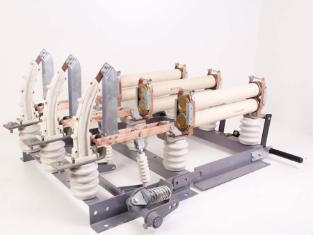 ВНАп(П)-10/630-20зп-зв-ПТ1.2 УХЛ2 Выключатель нагрузки под ПТ1.2(полиамидные изоляторы) заземляющие ножи за предохранителями снизу и со стороны разъем