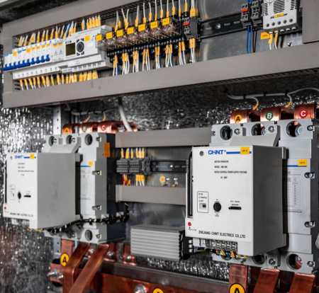 Авт. выкл. NM1-250H/3P 160А 50кА