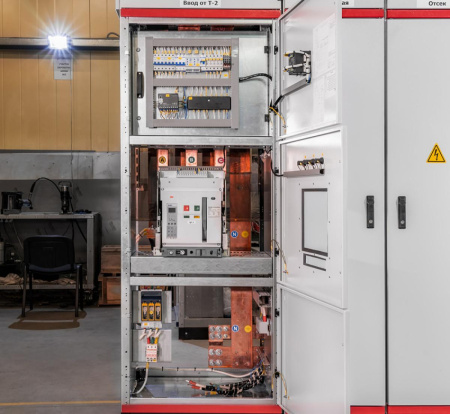 Воздушный авт. выкл. NA8G-3200-3200M/3P выкат., 3200A, 100kA, тип M, AC230В (R)