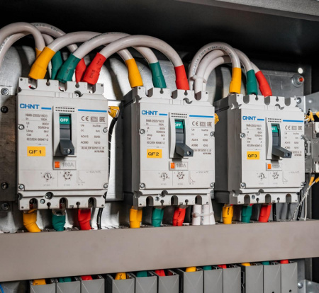 Авт. выкл. NM8-125H 3P 025А 100кА